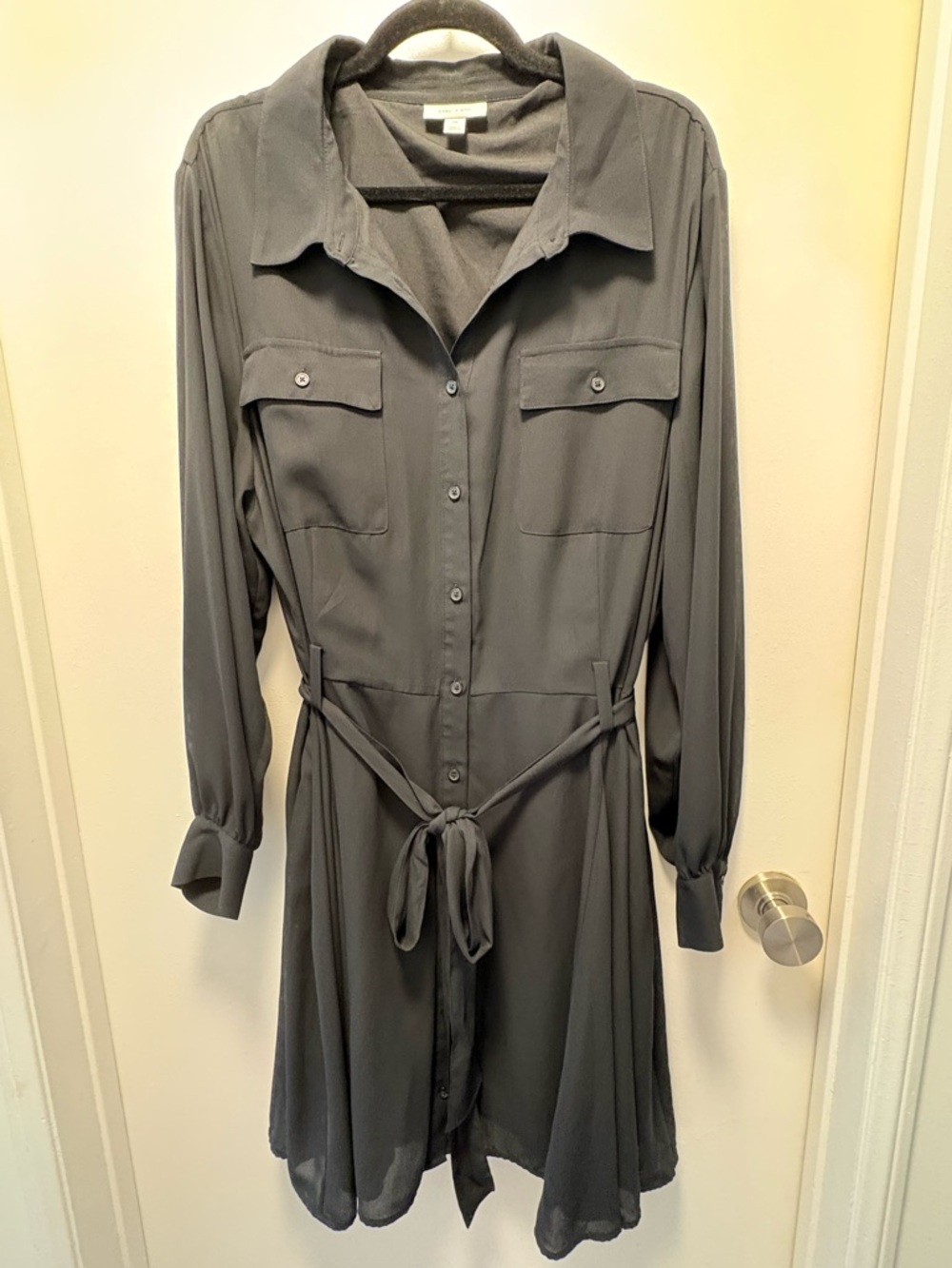 Macy’s On 34th Long Sleeved Shirt Dress with Tie Waist (black / 3x)